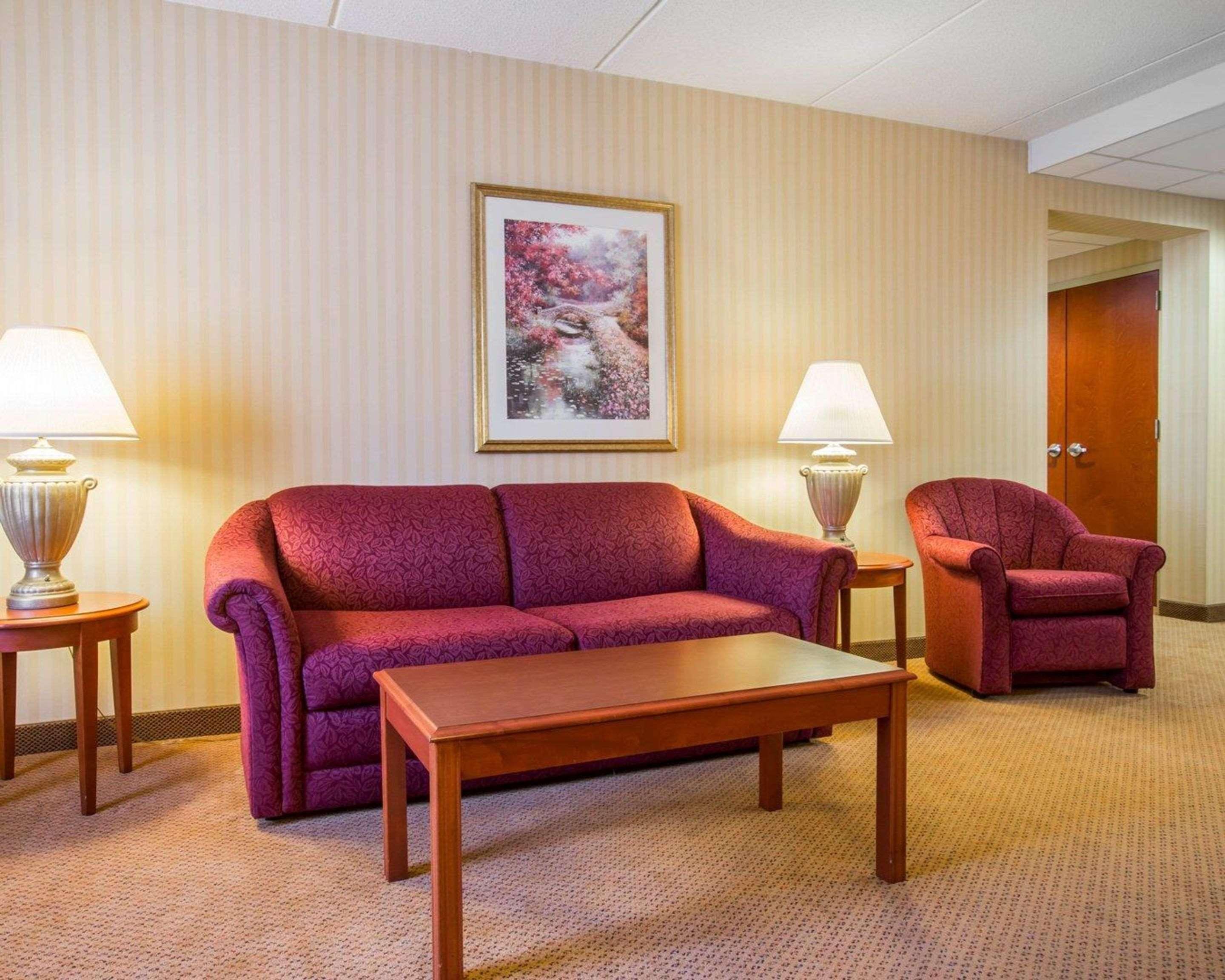 Holiday Inn Express & Suites Hawthorne - Elmsford North By Ihg Exteriör bild