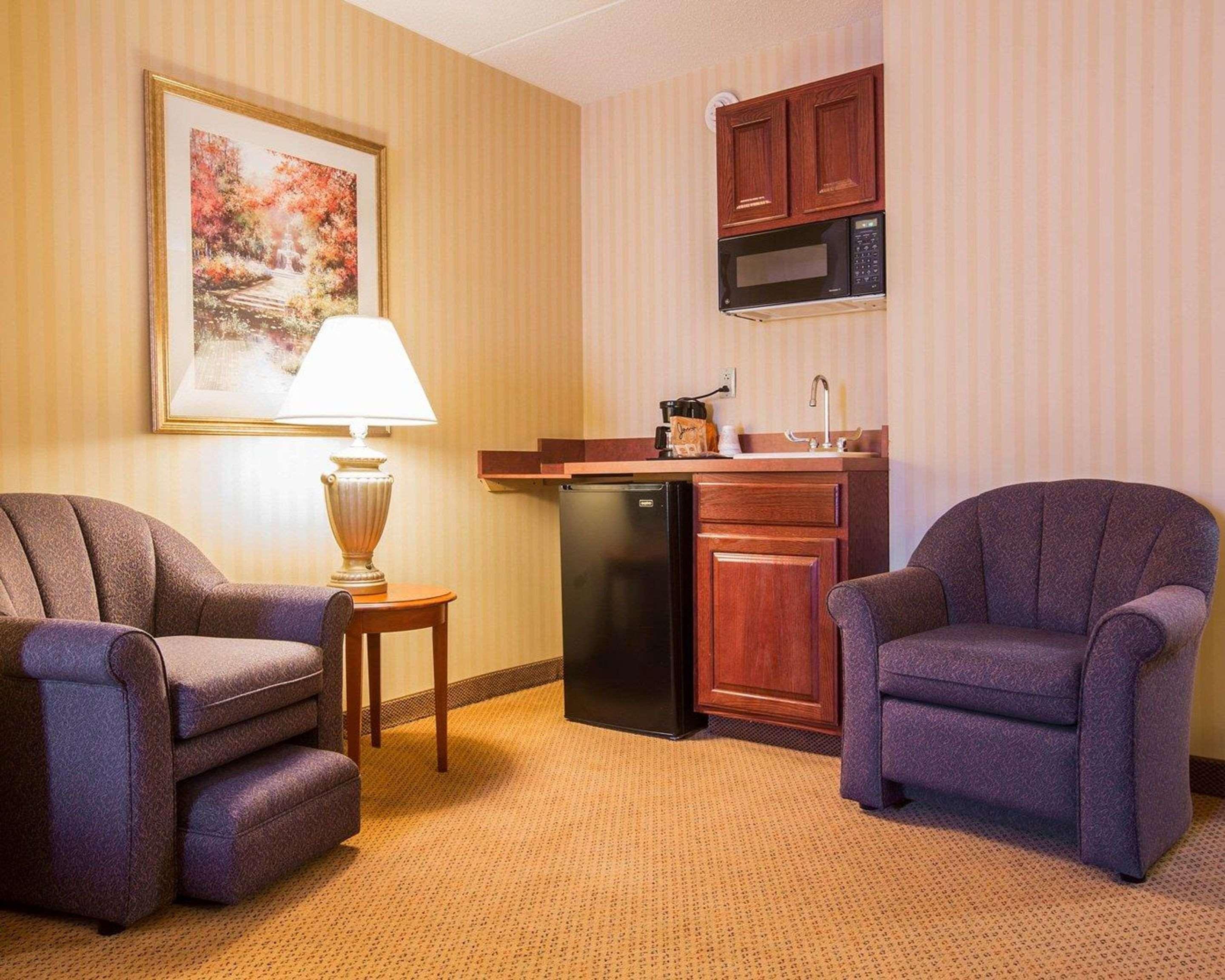 Holiday Inn Express & Suites Hawthorne - Elmsford North By Ihg Exteriör bild