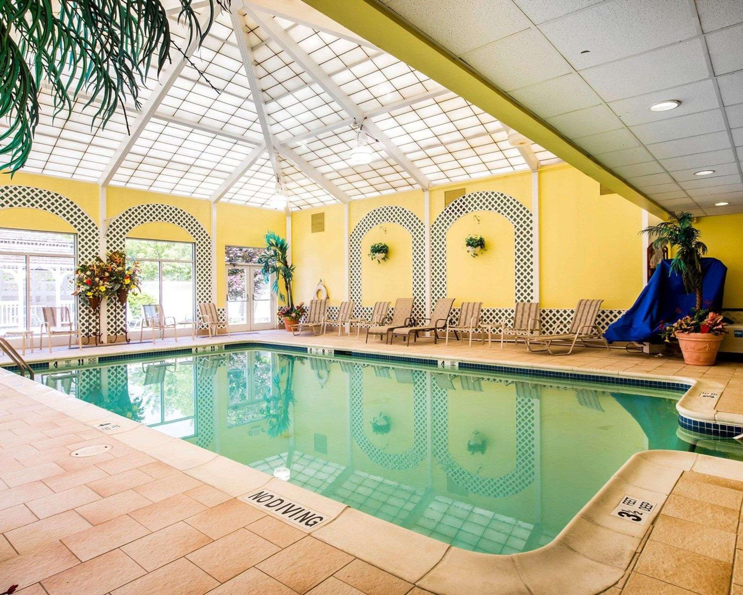 Holiday Inn Express & Suites Hawthorne - Elmsford North By Ihg Exteriör bild