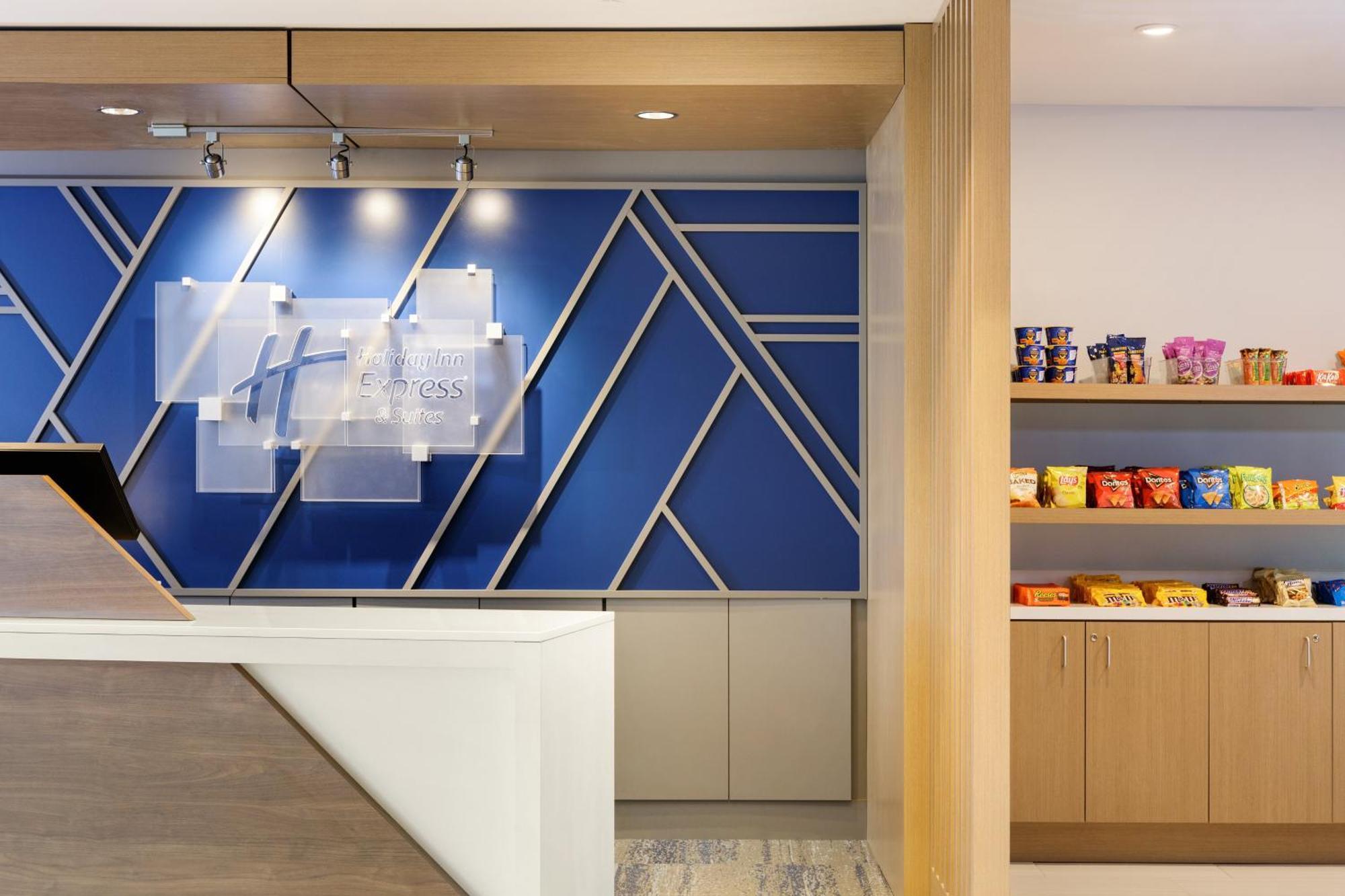 Holiday Inn Express & Suites Hawthorne - Elmsford North By Ihg Exteriör bild