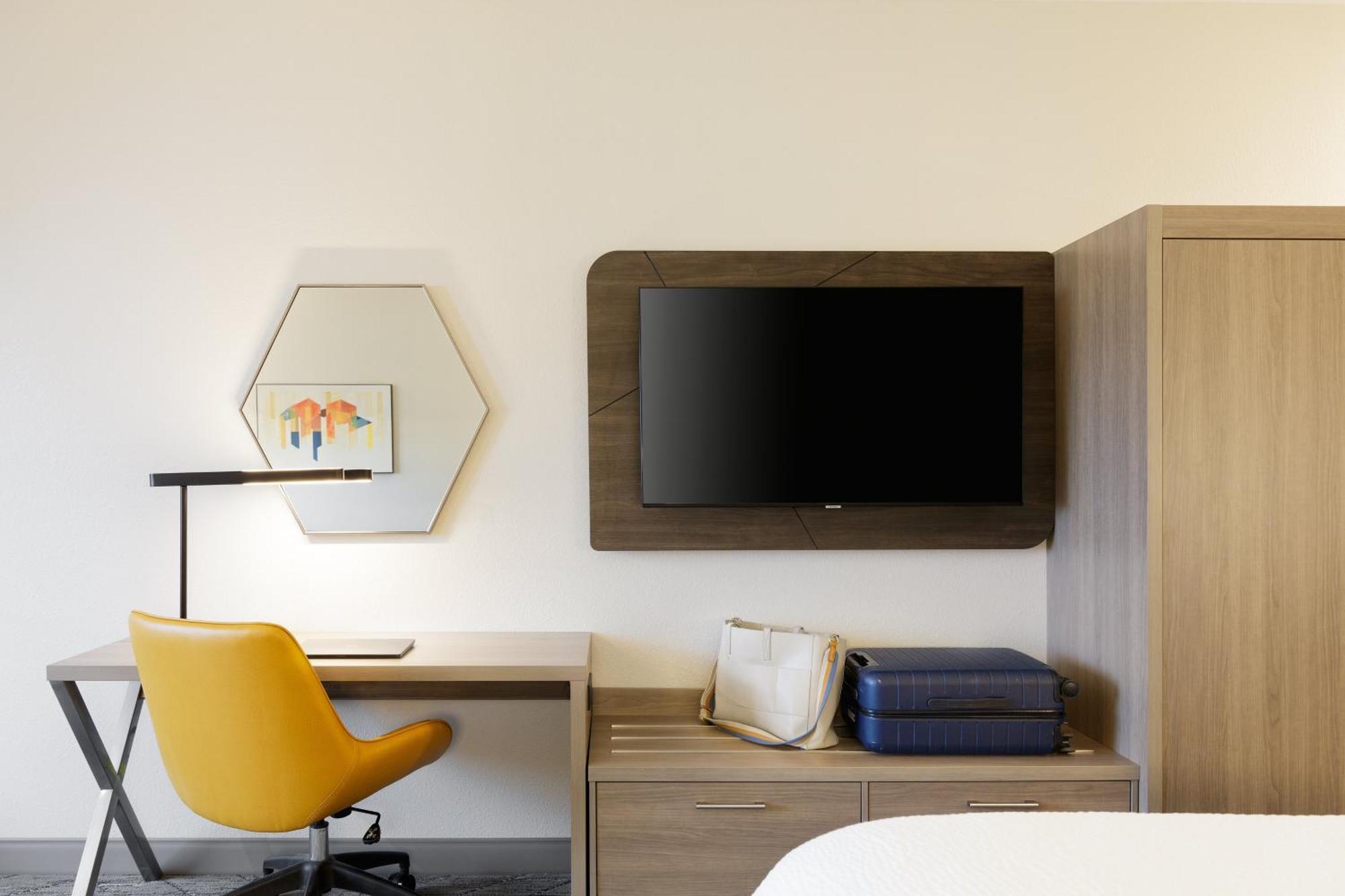Holiday Inn Express & Suites Hawthorne - Elmsford North By Ihg Exteriör bild